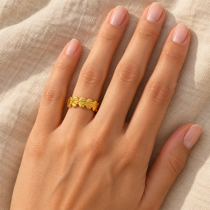 The Scallop Ring — 3