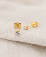 The Solitaire Stud thumbnail 1
