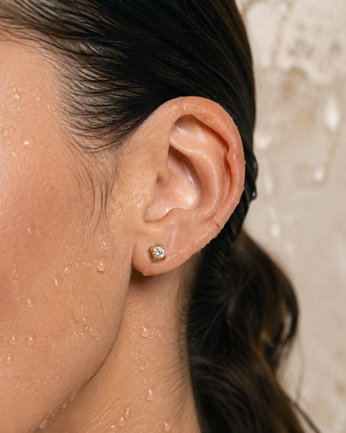 The Solitaire Stud — 5